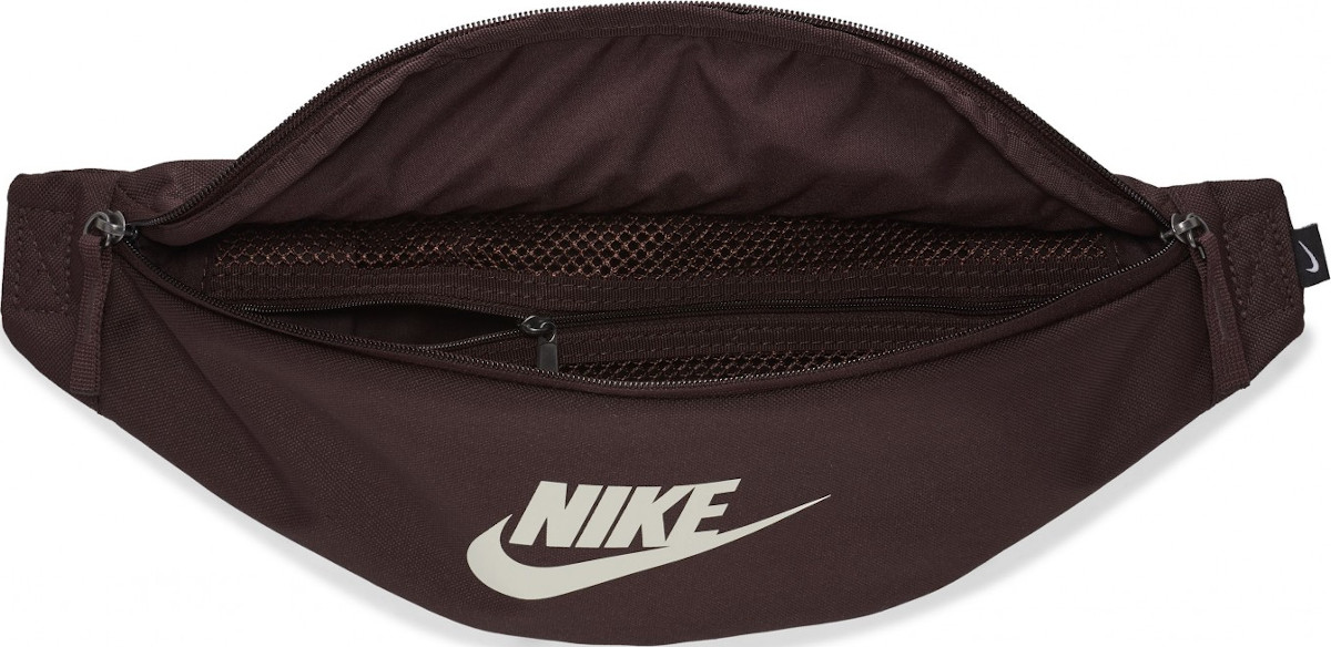 nike sportswear waistpack