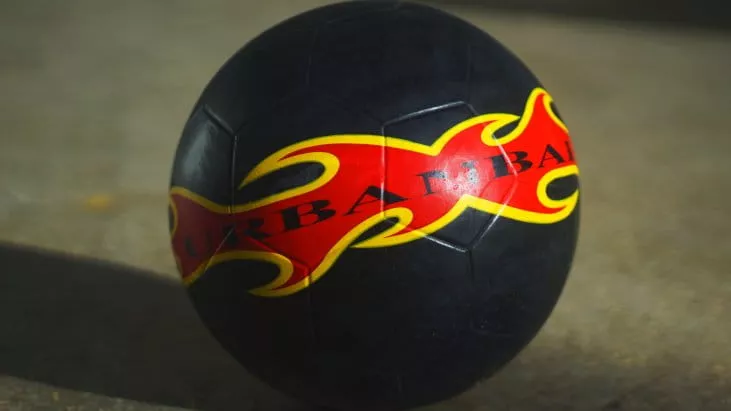 Freestyle míč Urbanball Blackfire