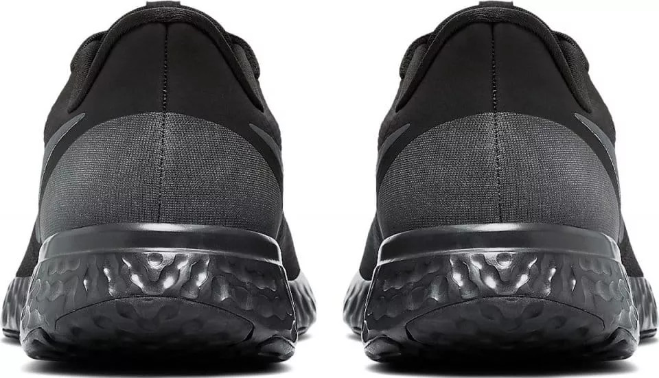 Pantofi de alergare Nike Revolution 5
