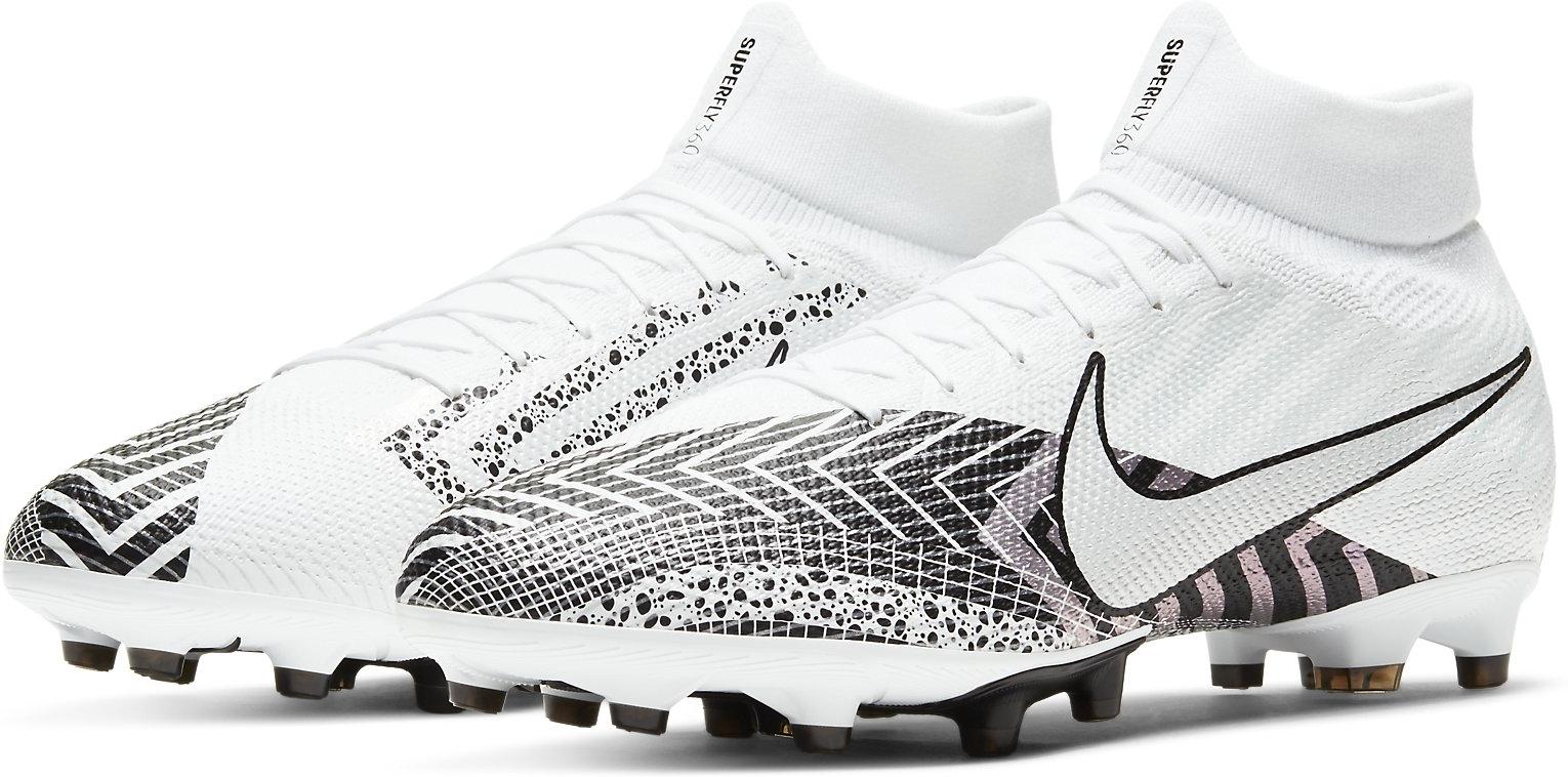 Nike Mercurial Vapor XIII Pro AG Football Boots