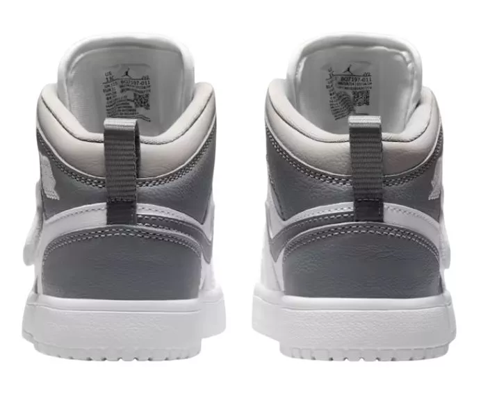 Incaltaminte Jordan Sky 1