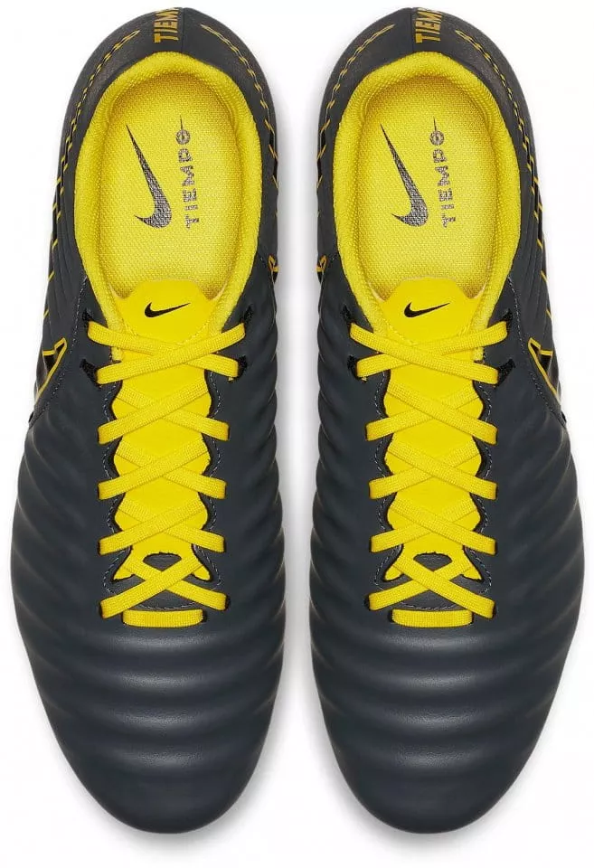 Football shoes Nike LEGEND 7 ACADEMY SG-PRO AC