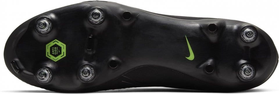 nike phantom venom anti clog