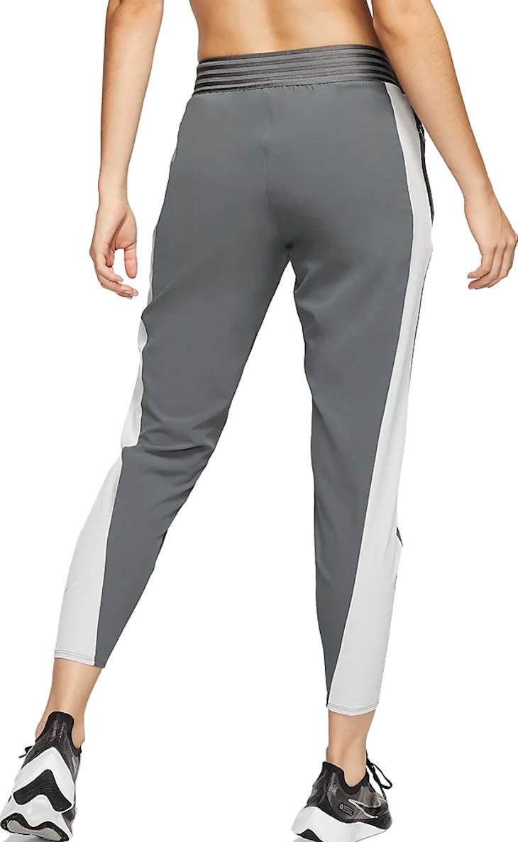 Nike W Nk Essntl Pant 7_8 Trousers, Women, womens, Trouser, BV2898,  Black/Black/Reflective Silver, XL : : Fashion