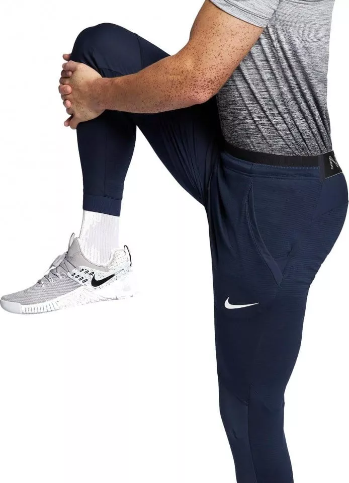 Nohavice Nike M NK PANT NPC