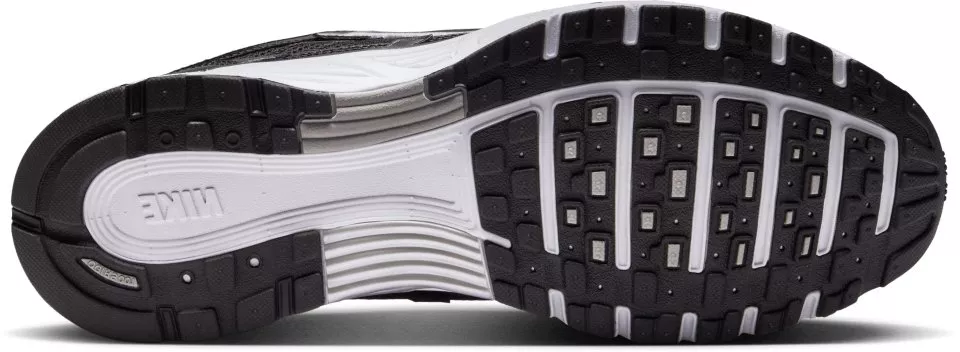 Παπούτσια Nike P-6000