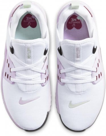 nike training metcon 2 trainers in white and lilac