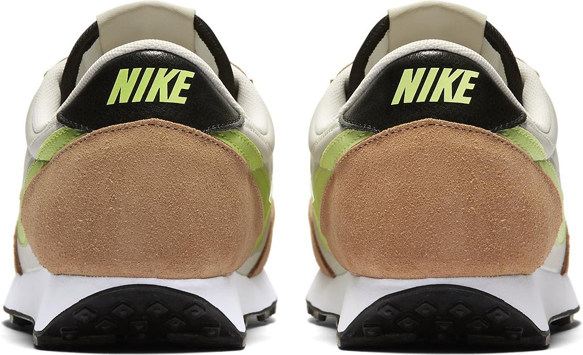 nike daybreak praline