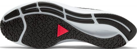 nike shield pegasus 37