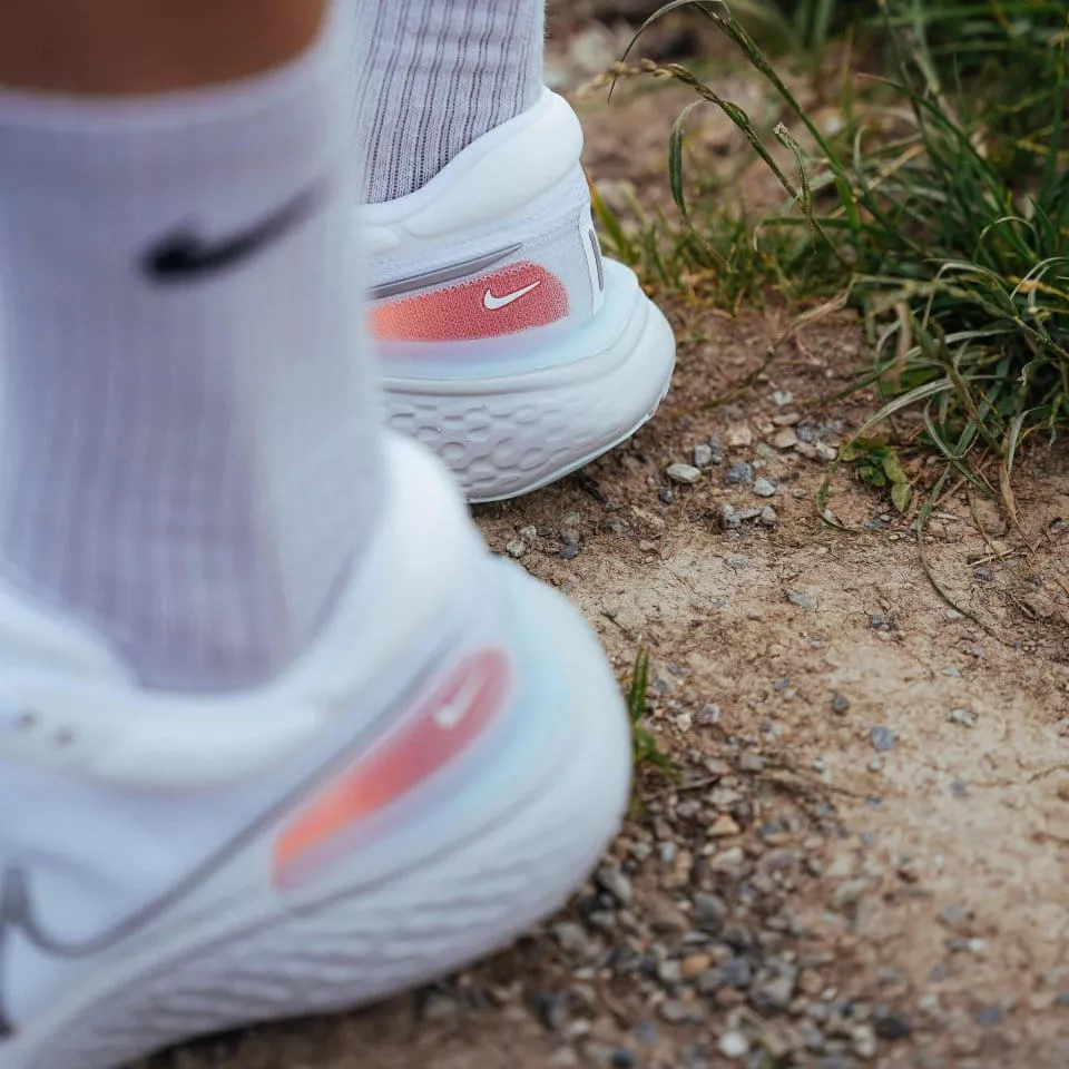 Pánské běžecké boty Nike ZoomX Invincible Run Flyknit