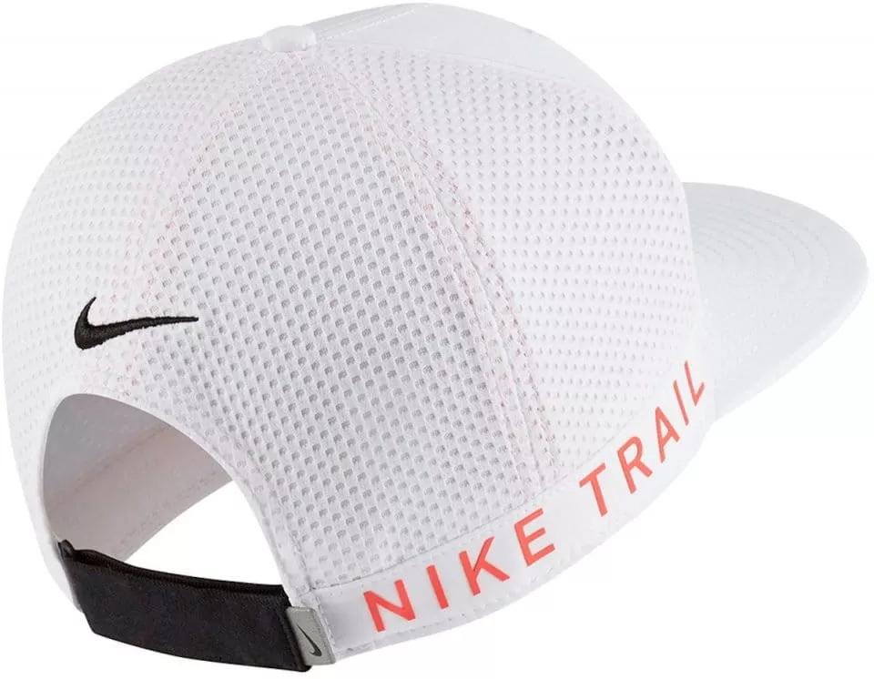 Běžecká kšiltovka Nike Dri-FIT Pro Trail