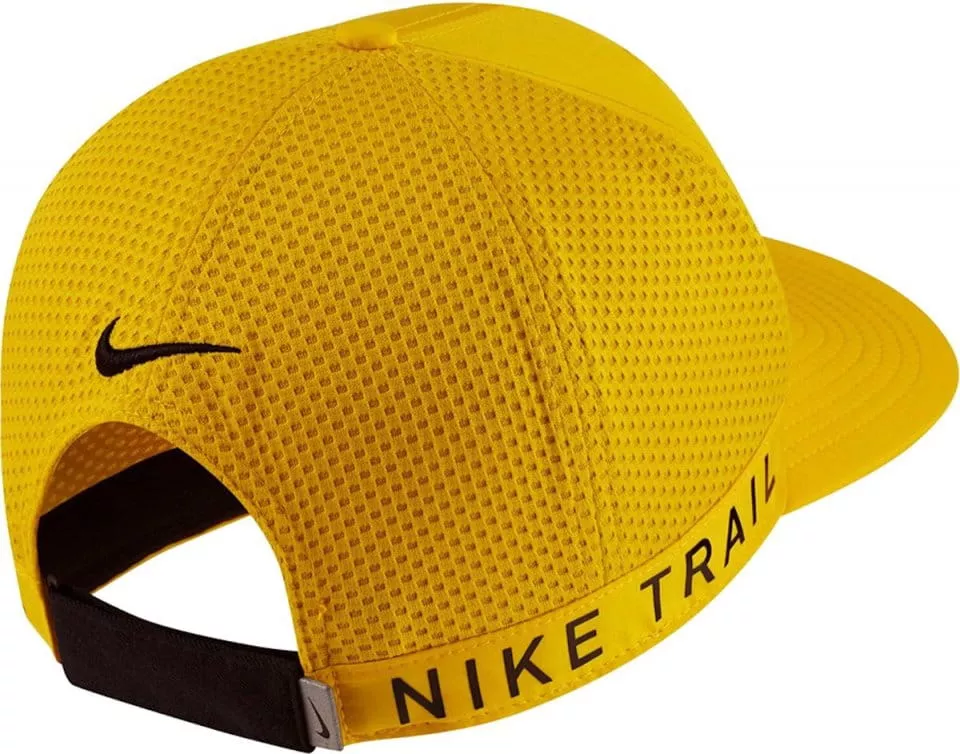 Běžecká kšiltovka Nike Dri-FIT Pro Trail