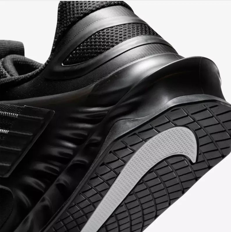 Fitness topánky Nike Savaleos