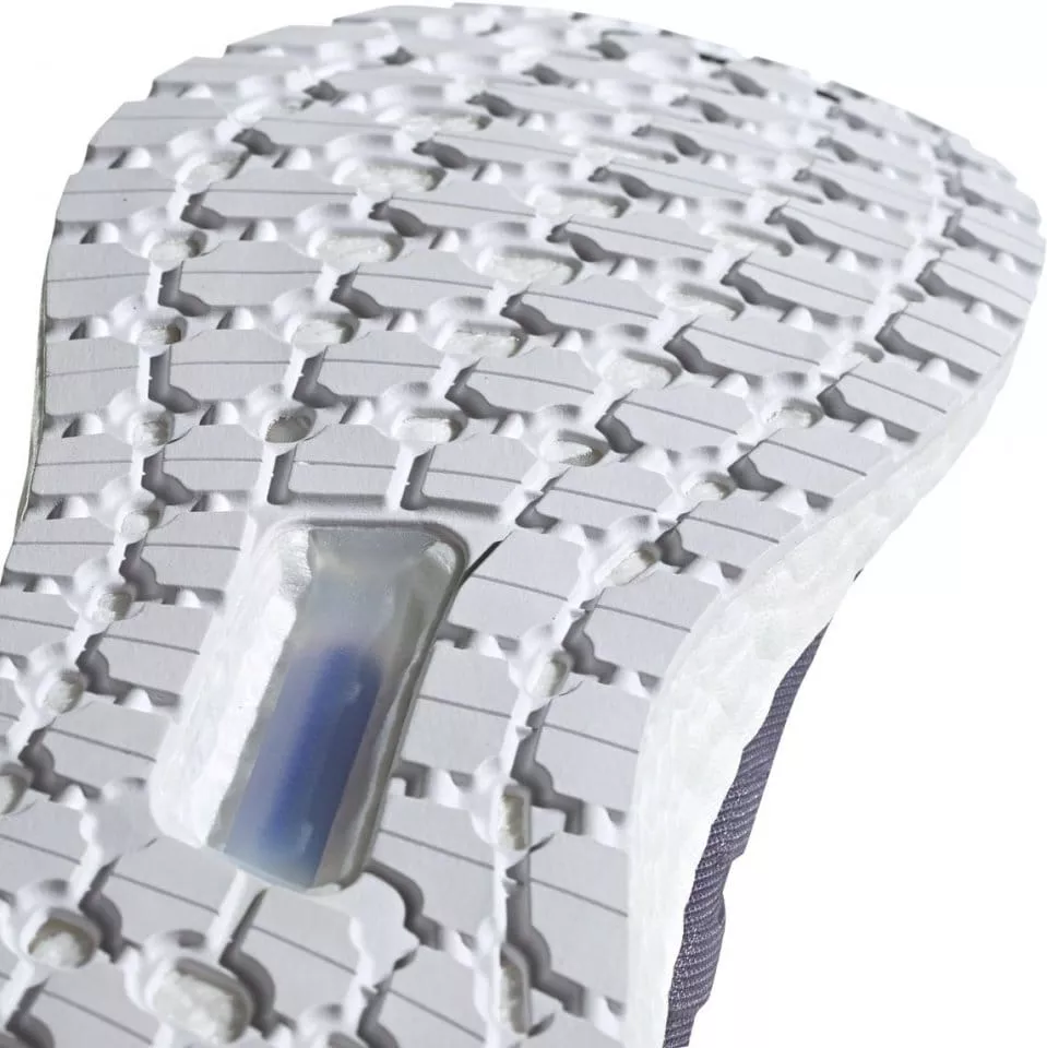 Dámská běžecká obuv adidas UltraBOOST 19