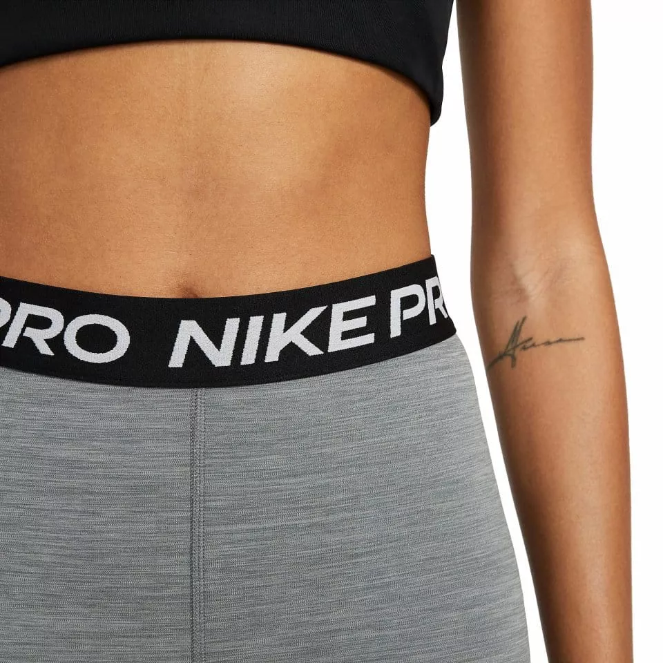 Nike Pro 365 SHORT 7IN HI RISE Rövidnadrág