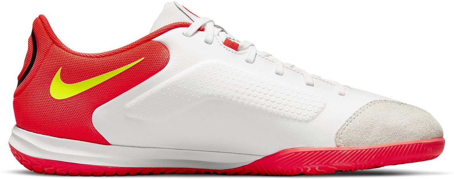 nike indoor soccer shoes 2018
