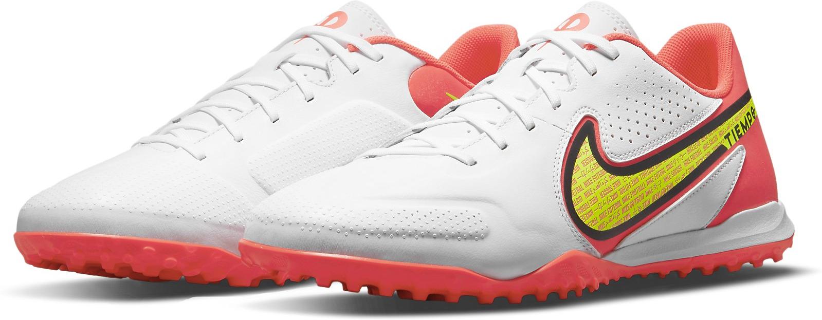 Tenis de Fútbol Nike React Tiempo Legend 9 Pro TF de Hombres | Innovasport