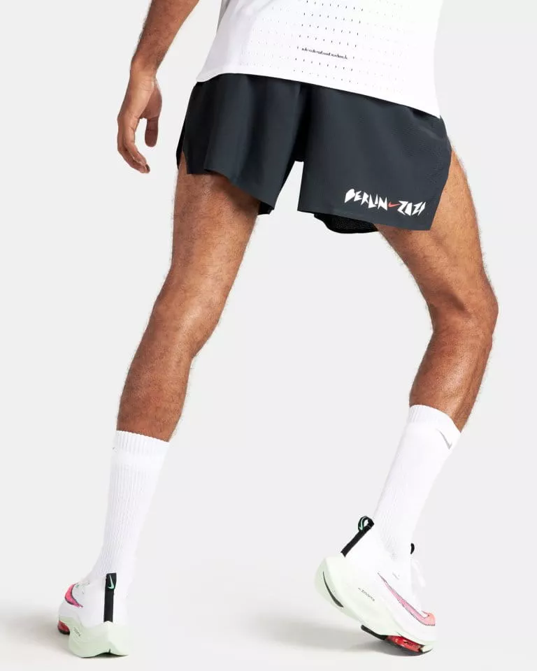 Pantalón corto Nike M NK BERLIN AEROSWIFT SHORT 4IN