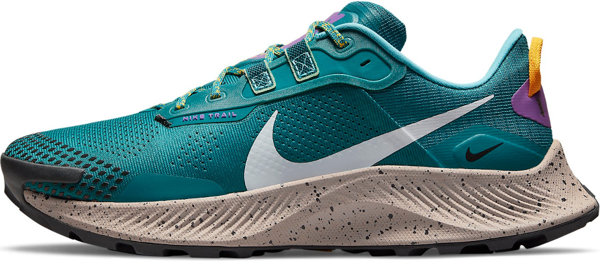 Nike PEGASUS TRAIL 3 Terepfutó cipők