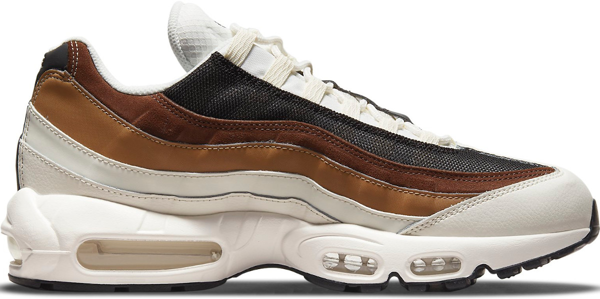 Nike air max 95 hotsell premium desert men's shoe