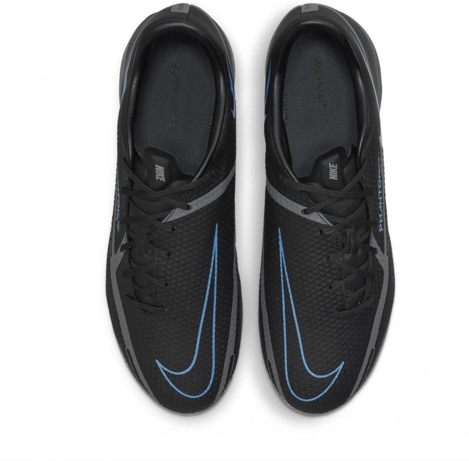 soccer shoes nike phantom