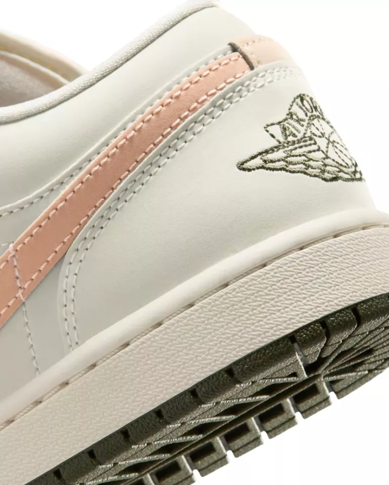 Παπούτσια Jordan Air 1 Low