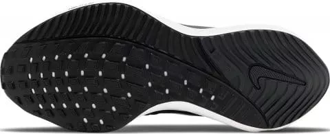 Pantofi de alergare Nike Air Zoom Vomero 15