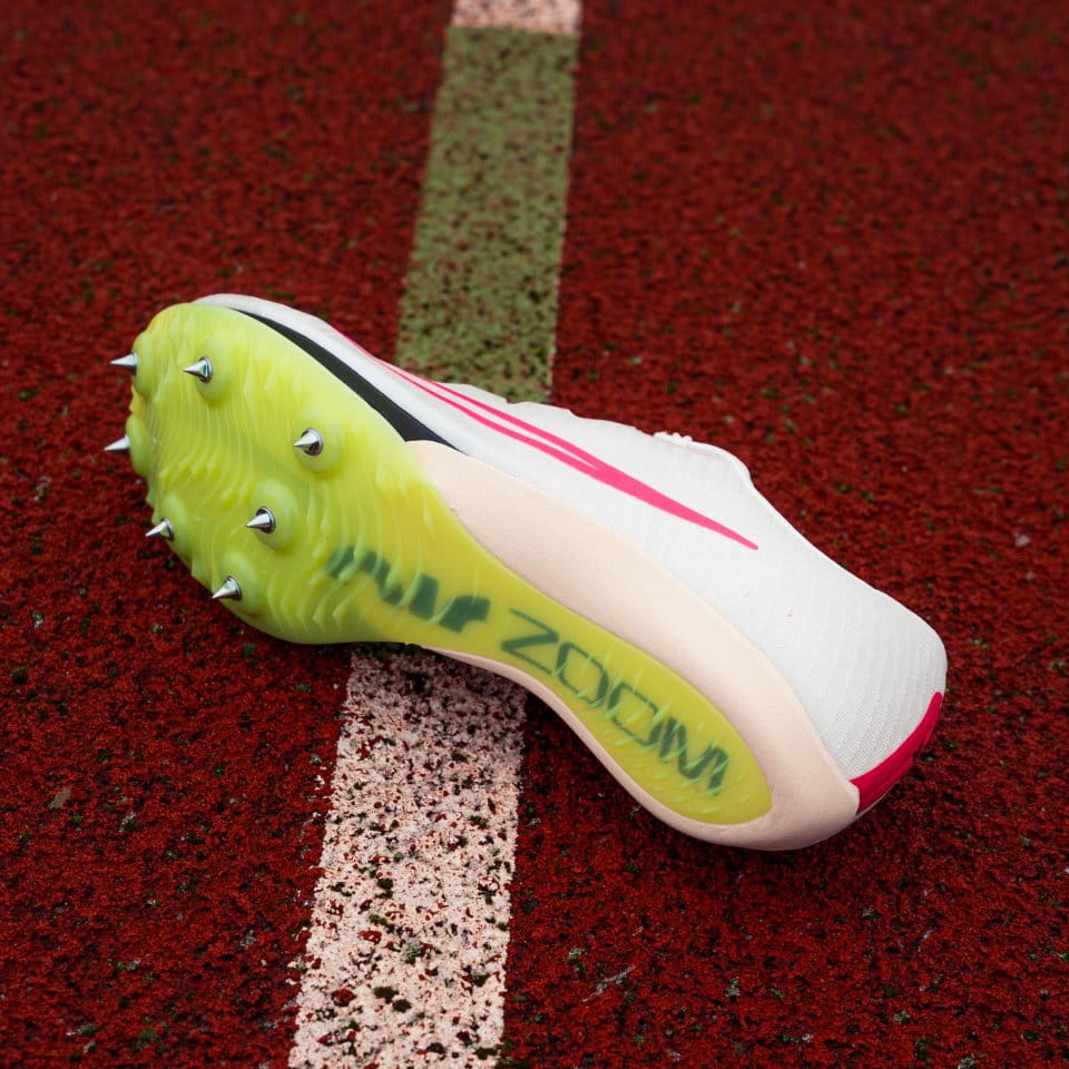 Spikes Nike Air Zoom Maxfly - Top4Running.de