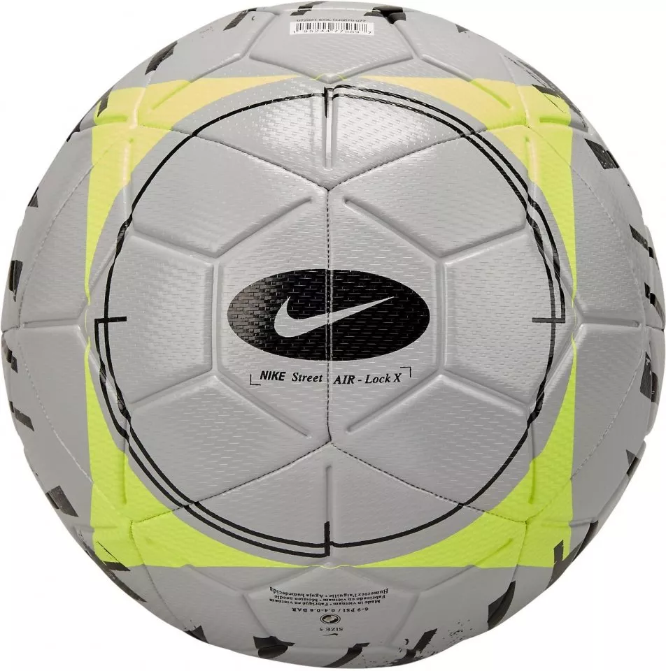 Fotbalový míč Nike Airlock Street