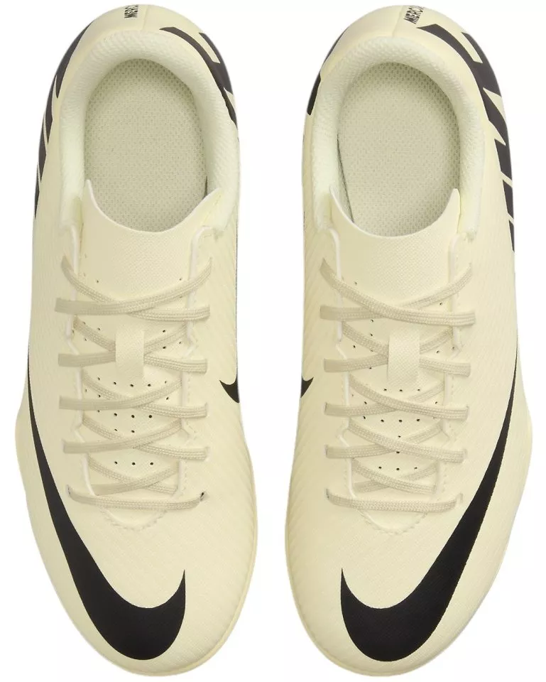 Football shoes Nike JR VAPOR 15 CLUB FG/MG