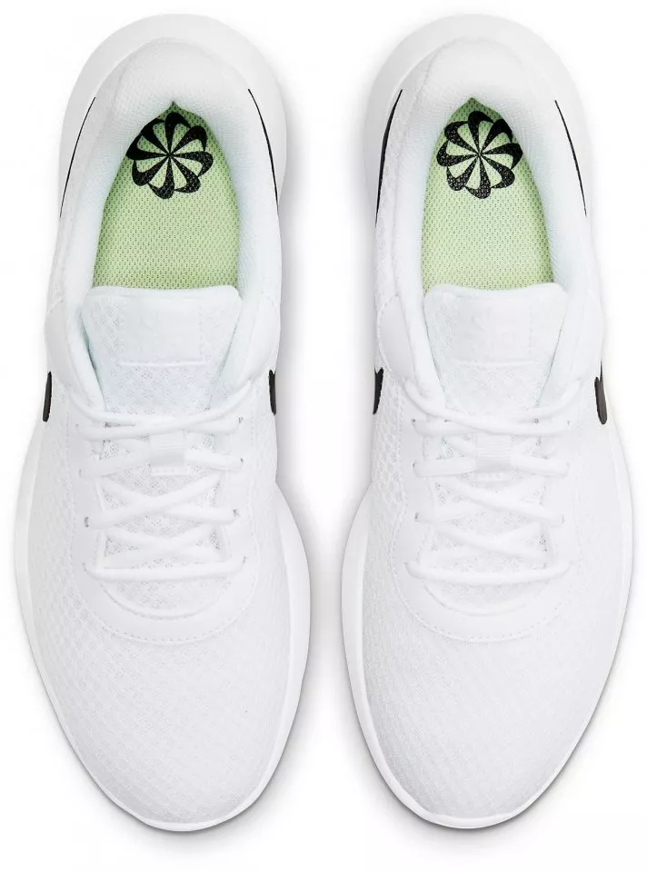 Nike Tanjun Men s Shoes Cipők
