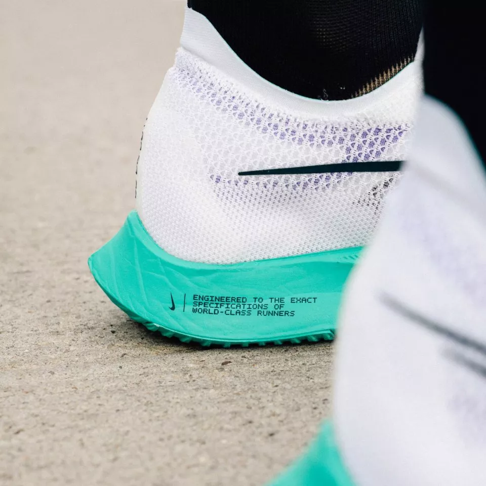 Unisex závodní boty Nike Streakfly