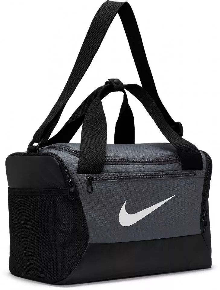 Väska Nike NK BRSLA XS DUFF - 9.5 (25L)