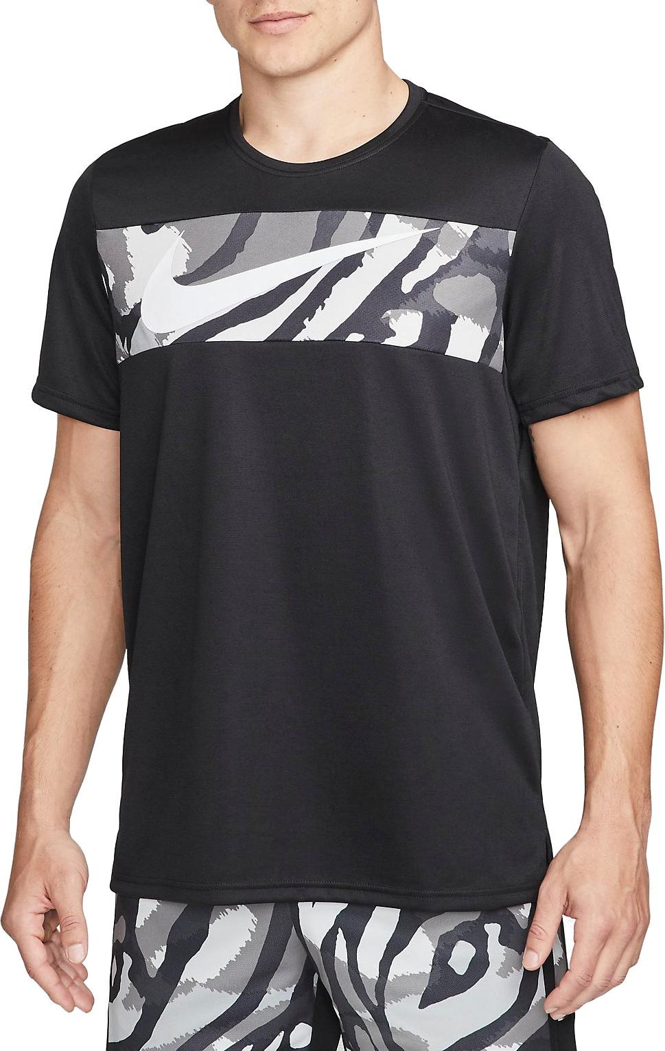 Pánské sportovní tričko s krátkým rukávem Nike Dri-FIT Sport Clash