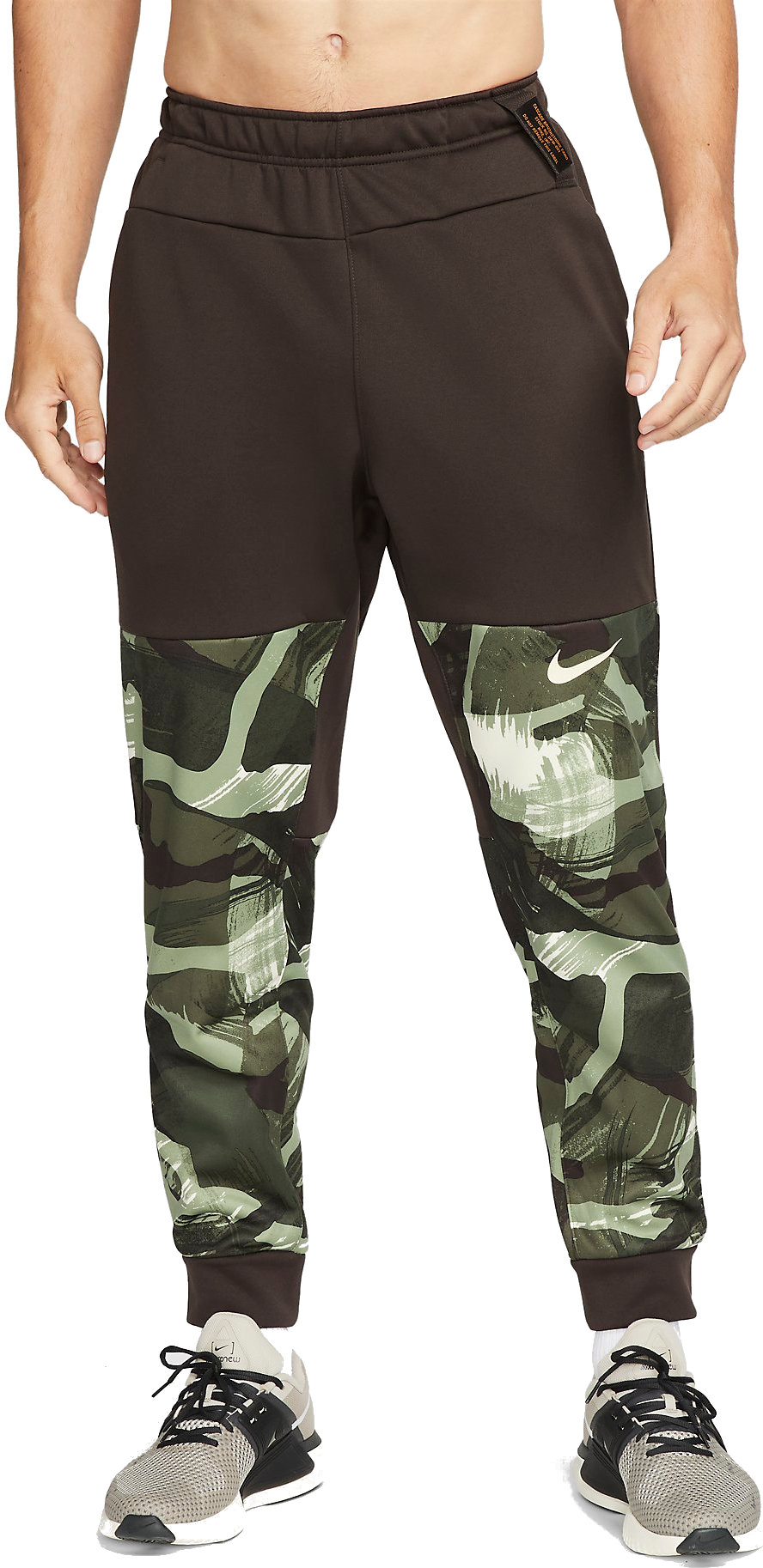Pánské zúžené tréninkové kalhoty Nike Therma-FIT Camo