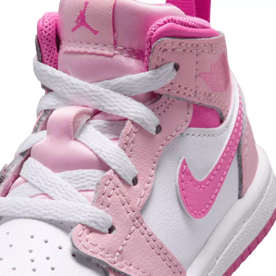 Incaltaminte Jordan 1 Mid