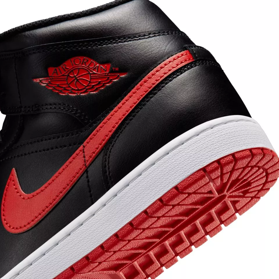 Παπούτσια Jordan Air 1 Mid