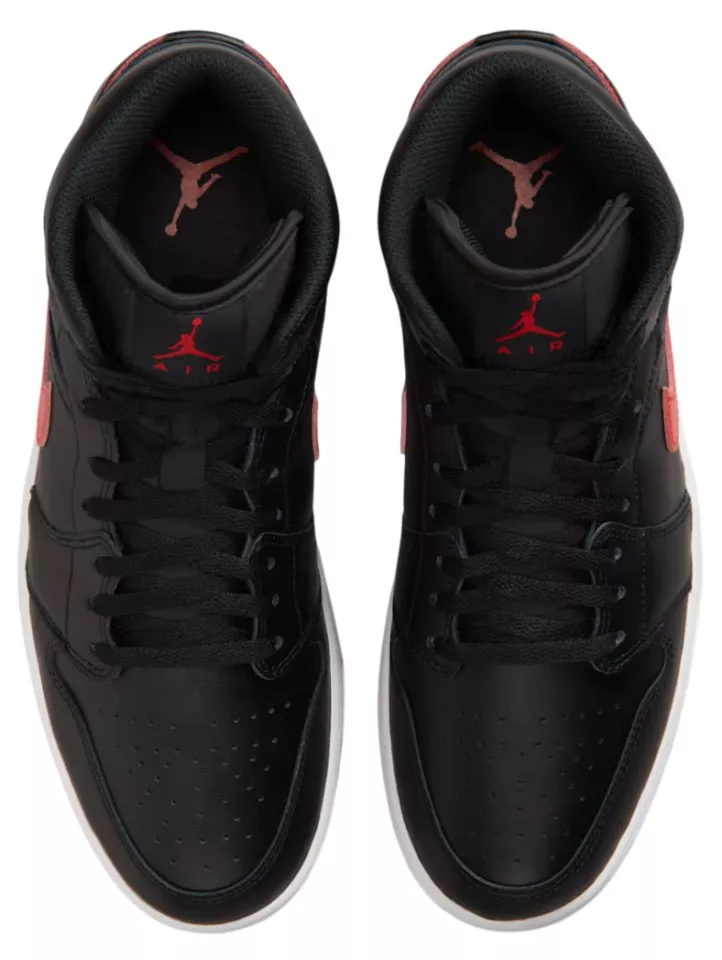 Обувки Jordan Air 1 Mid
