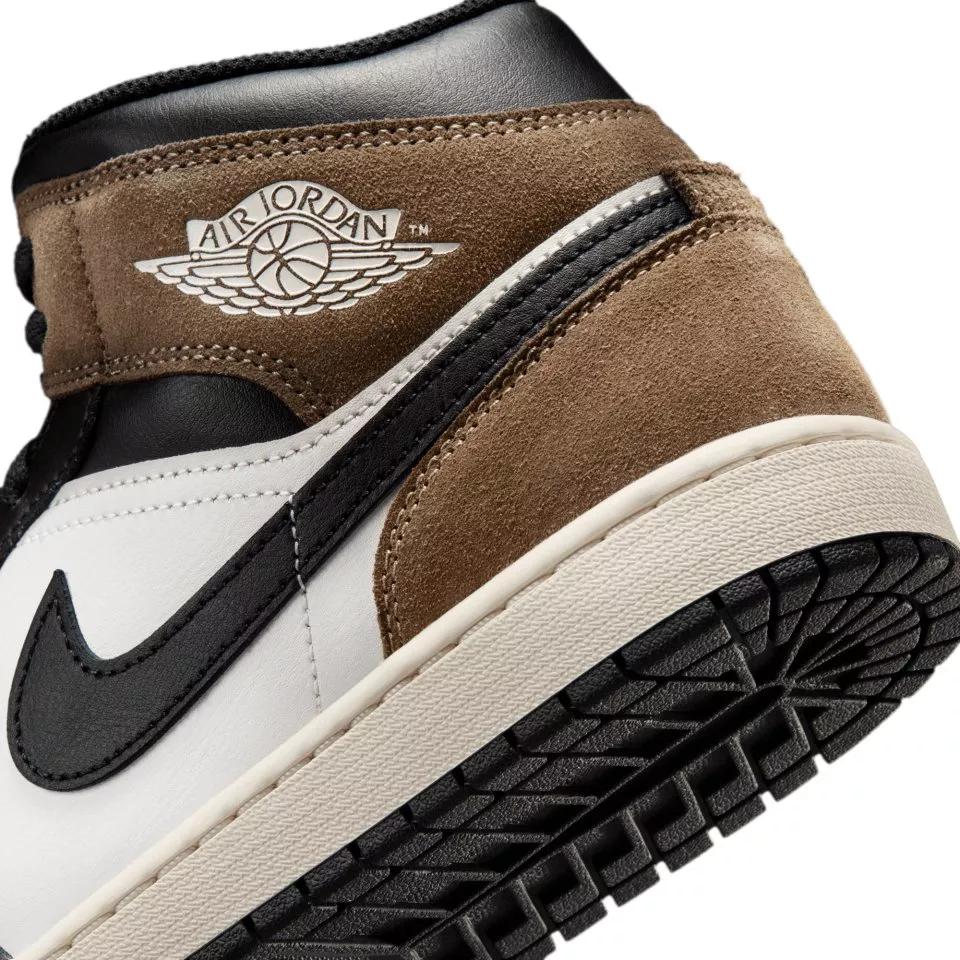 Obuwie Jordan Air 1 Mid