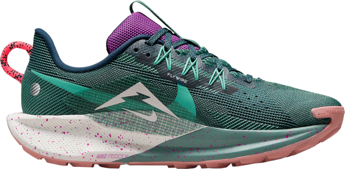 nike-pegasus-trail-5-779053-