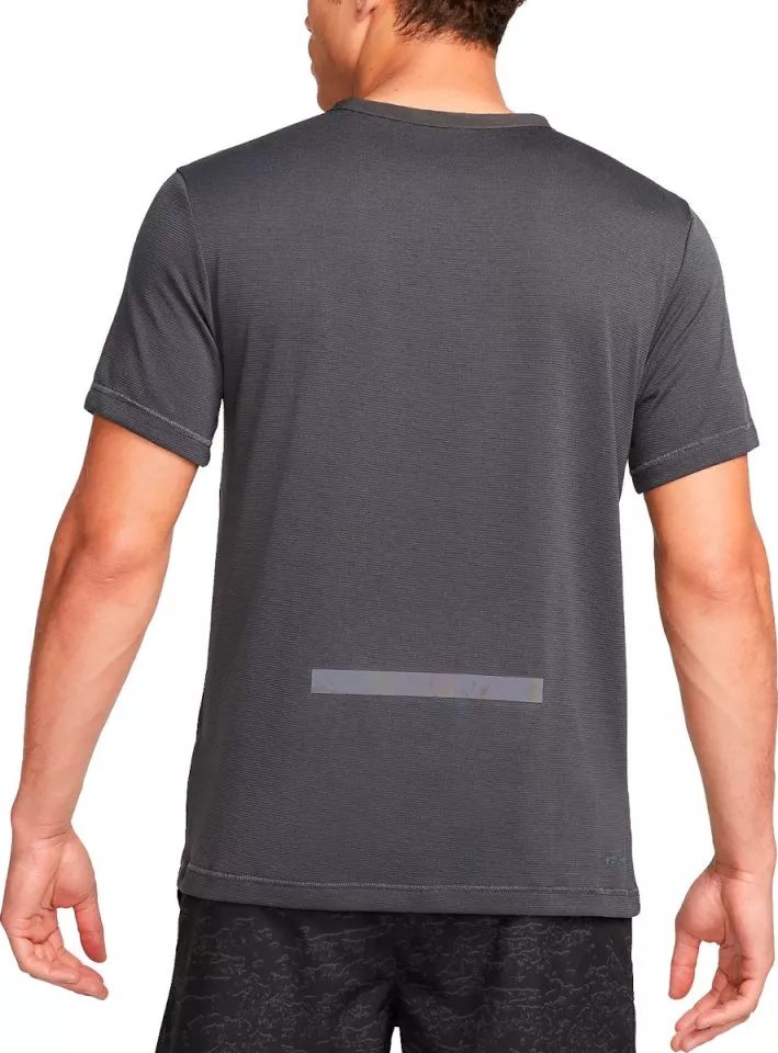 Pánské běžecké tričko s krátkým rukávem Nike Dri-FIT ADV Run Division