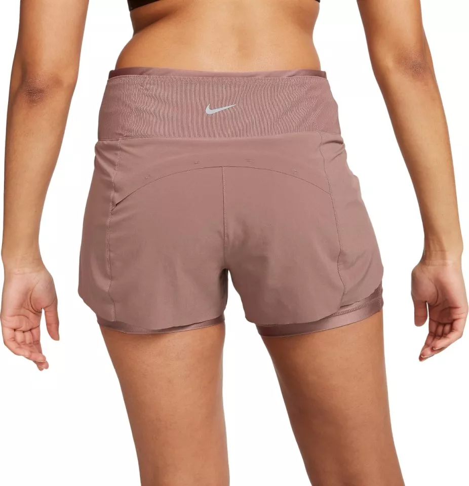 Dámské 8cm běžecké kraťasy 2 v 1 Nike Dri-FIT Swift