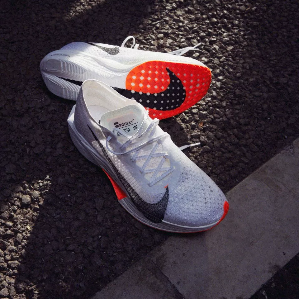 Pánská závodní bota Nike Vaporfly 3