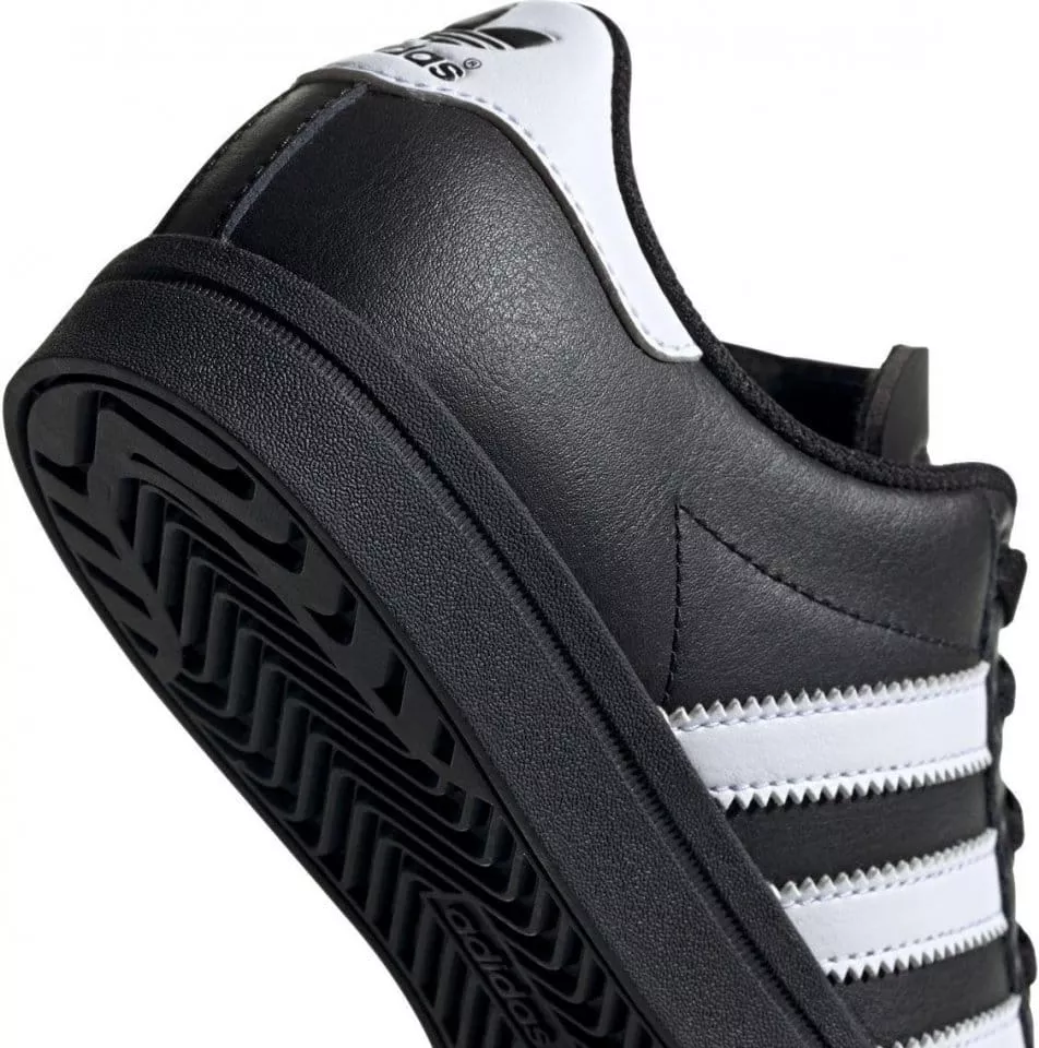 adidas Sportswear COAST STAR J Cipők