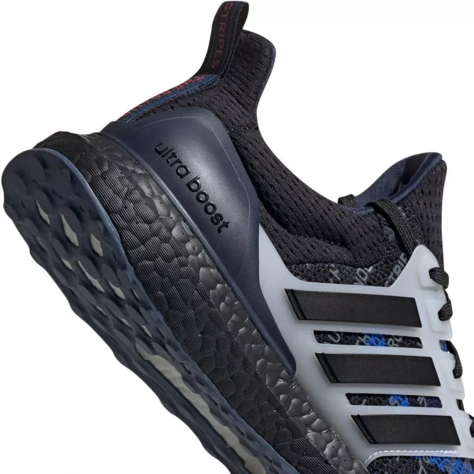 Running shoes adidas UltraBOOST CTY