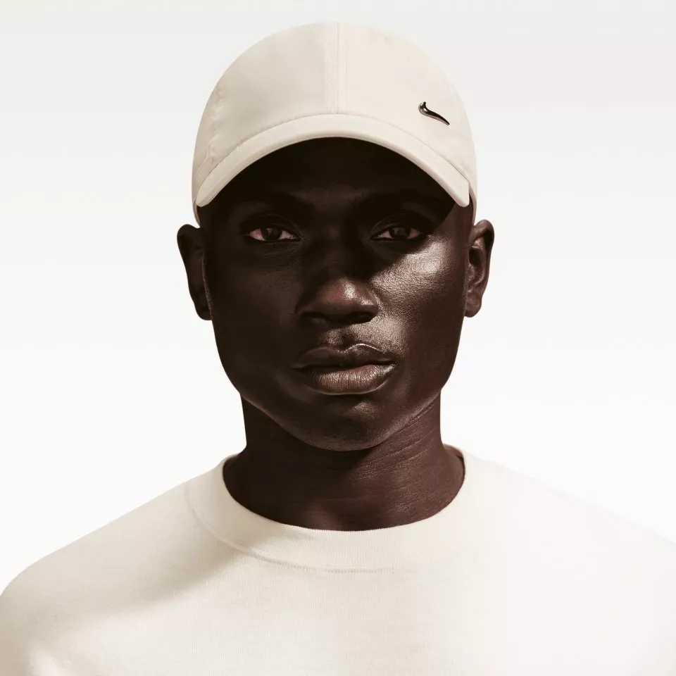 Kappe Nike Club Unstructured Metal Cap