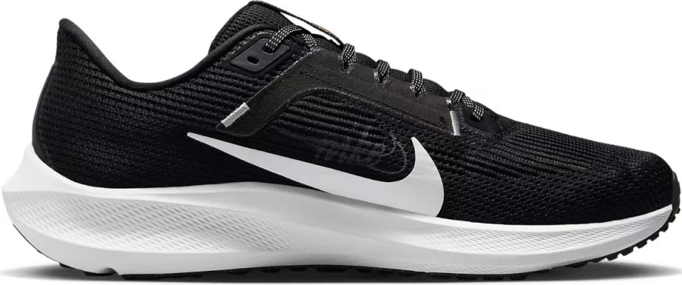 Running shoes Nike Pegasus 40 Premium