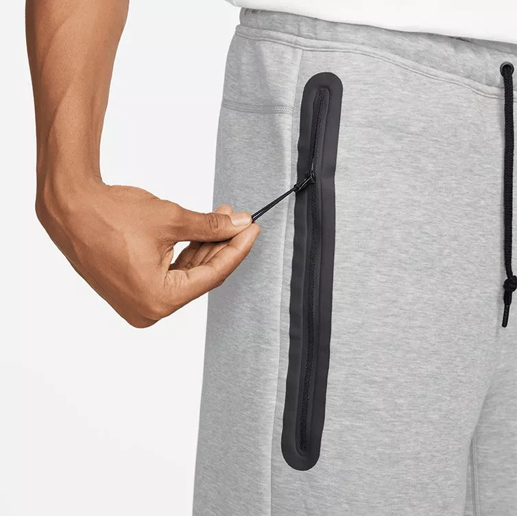 Calções Nike Tech Fleece