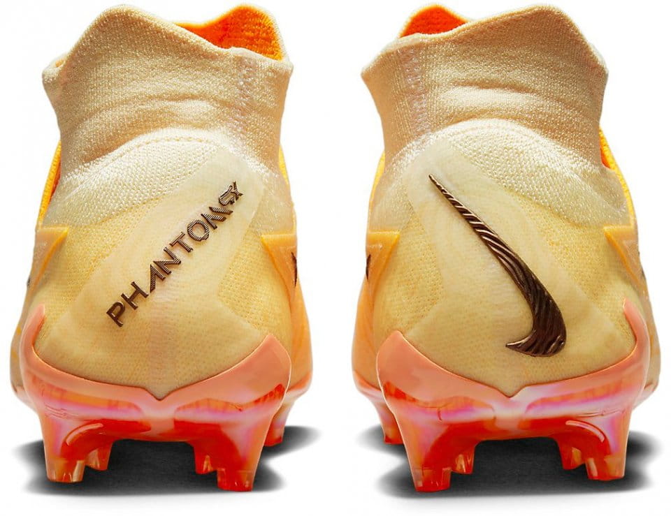Chuteiras de futebol Nike PHANTOM GX ELITE DF FG SE