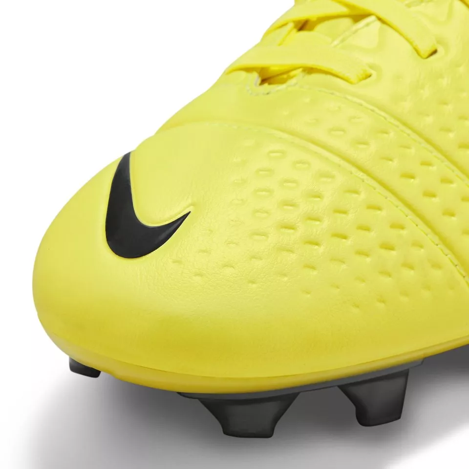 Jalkapallokengät Nike CTR360 MAESTRI III FG SE